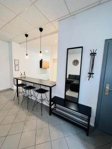 Apartment Central 10D 55qm Wi-Fi free Parking calm back house