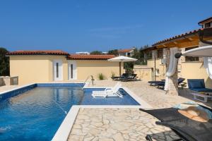 Villa Kalista Istriana for 10 people with private pool & sea view