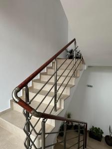 БЯЛАТА КЪЩА