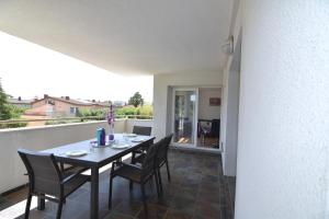 RNET - PORTOMAR 126 - Apartamento en Santa Margarita, Roses: Gran Terraza, Aire Acondicionado, Parking.