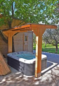 Glamping and wellness cottage Salvus 