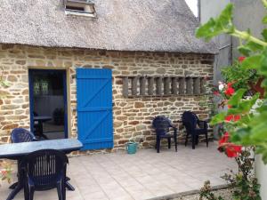 Maisons de vacances Le charme d'une chaumiere typiquement bretonne : photos des chambres