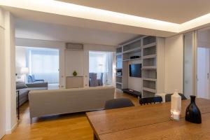 Attic with Terrace & Jacuzzi