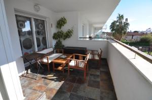 RNET - 221 Porto Marina Roses Costa Brava