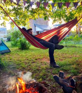 Maisons de vacances Campsite with Gypsy Vardo Bell Tent : photos des chambres