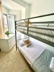 GATU VALDEPLAYA 1ª linea playa piscina parking 3 dormit 2 baños, " Preferente mayores de 21 años y familias "