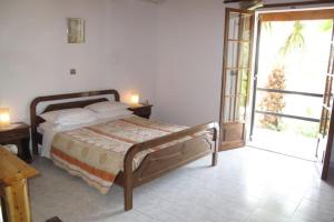 Nikatsas Cottage No 3