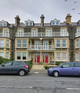 Trem Y Mor - Edge of the Sea - 陶因