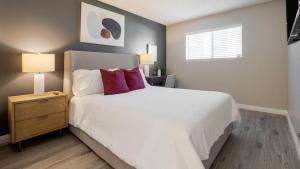 Landing Modern Apartment with Amazing Amenities (ID9687X63)