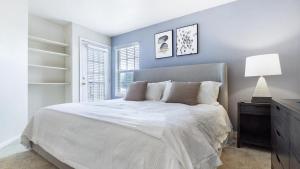 Landing Modern Apartment with Amazing Amenities (ID9129X87)