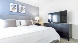 Landing Modern Apartment with Amazing Amenities (ID9129X87)