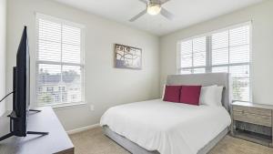 Landing Modern Apartment with Amazing Amenities (ID1256X568)