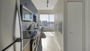 Landing Modern Apartment with Amazing Amenities (ID1398X849)