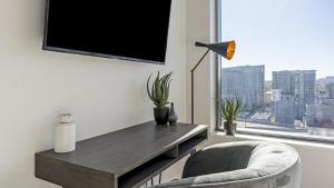 Landing Modern Apartment with Amazing Amenities (ID1398X849)