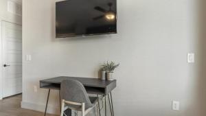 Landing Modern Apartment with Amazing Amenities (ID8282X55)