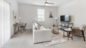 Landing Modern Apartment with Amazing Amenities (ID8690X65)