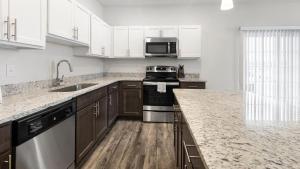 Landing Modern Apartment with Amazing Amenities (ID8690X65)