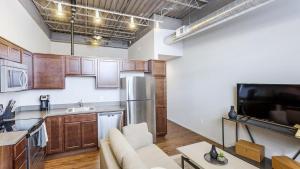 Landing Modern Apartment with Amazing Amenities (ID9106X83)