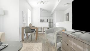 Landing Modern Apartment with Amazing Amenities (ID1265X489)