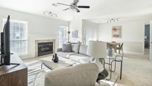 Landing Modern Apartment with Amazing Amenities (ID1281X201)