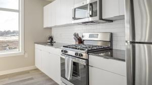 Landing Modern Apartment with Amazing Amenities (ID1348X886)