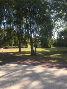 Maison conviviale à Saint-Nicolas-du-Bosc avec terrasse