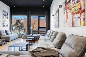 LiV MTL Plaza Grand Luxe Penthouse Near Downtown Montreal