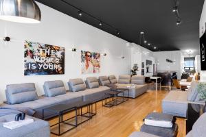 LiV MTL Plaza Grand Luxe Penthouse Near Downtown Montreal