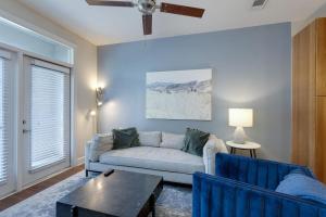 Landing Modern Apartment with Amazing Amenities (ID136)