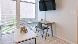 Landing Modern Apartment with Amazing Amenities (ID8092X98)