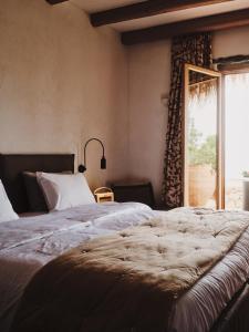 Sunrise Suite Sea View room in The Wild by Interni