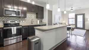 Landing Modern Apartment with Amazing Amenities (ID5987X04)