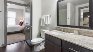 Landing Modern Apartment with Amazing Amenities (ID5987X04)