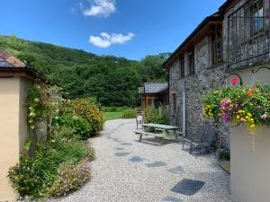 Charming 1-Bed Cottage in Liskeard Cornwall - Braddock