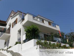 Eye Q Resort Skiathos Greece