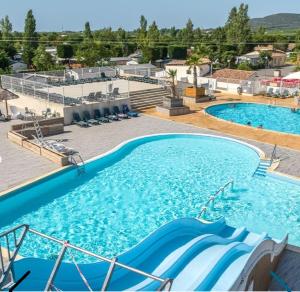 Campings MOBILHOME COSY SPACIEUX 42m2, CLIMATISE, TV & LL, 3 chambres : photos des chambres