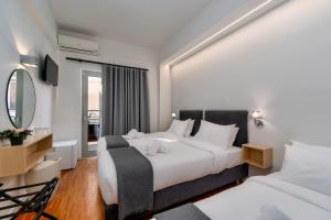 Triple Room room in Hotel Adonis