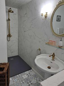 B&B / Chambres d'hotes Au charme d'antan : photos des chambres