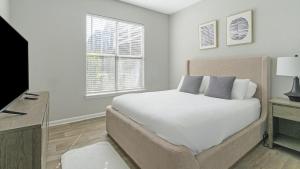 Landing Modern Apartment with Amazing Amenities (ID9752X95)