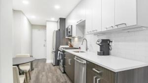 Landing Modern Apartment with Amazing Amenities (ID8363X48)