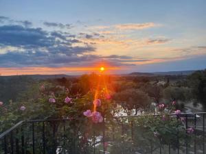 Villas bastide Uzes a pied Piscine vue imprenable Havre de paix : photos des chambres