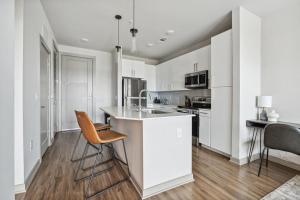 Landing Modern Apartment with Amazing Amenities (ID6831X94)