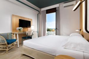 Premium Double or Twin Room room in UNAHOTELS Naxos Beach Sicilia
