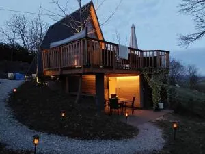 Glamping Holiday House with terrace and sauna- no hot tub- Hisa oddiha - Šmarjeta