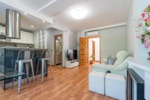 Bright Apartment Torrevieja + Pool