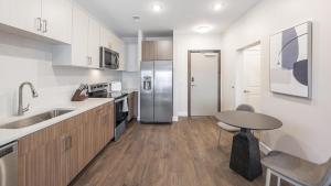 Landing Modern Apartment with Amazing Amenities (ID8931X32)
