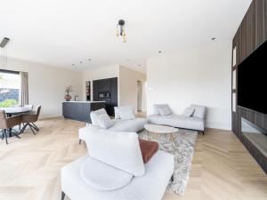 Beautiful water villa near Harderwijk