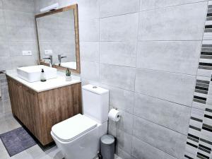 Appartement lumineux-vue mer. Refait à neuf 2023.