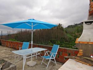 Charming house in Miranda do Corvo + Spacious terrace