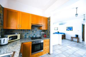 Azzurro Holiday Villas